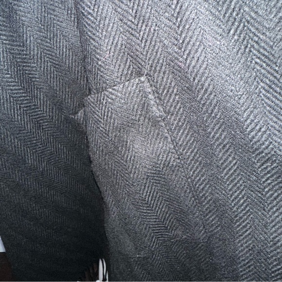 Lauren Ralph Lauren Buckle-Front Poncho / Cape Wrap - NWT - Picture 6 of 10